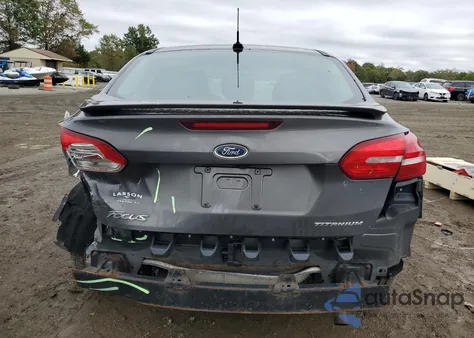 2018 Ford Focus Titanium from USA, damaged, VIN 1FADP3J27JL323319